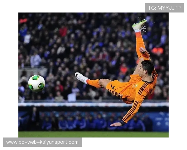 C罗职业生涯倒钩合集又添神作